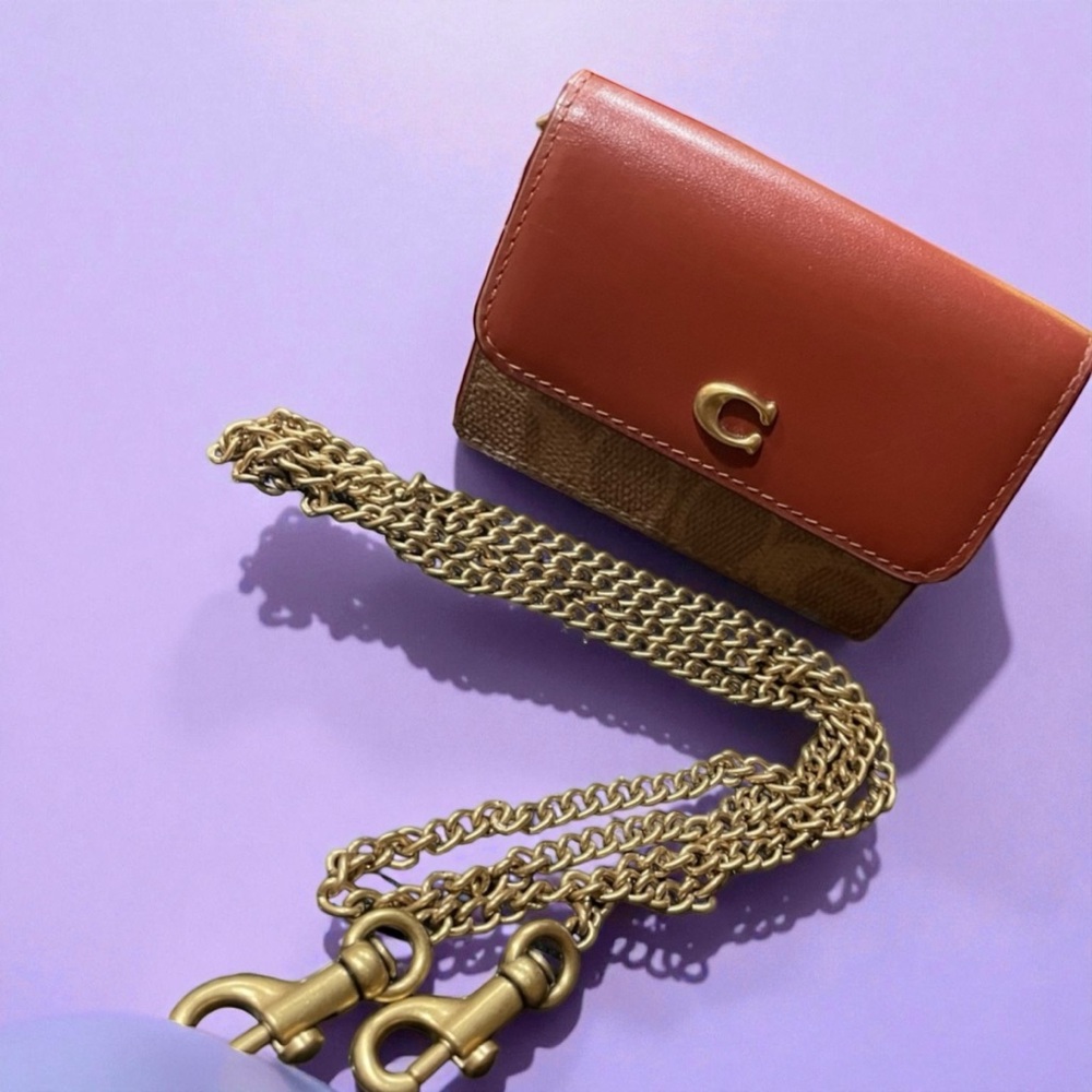 NWOT with a box Coach Brown Leather Mini Bag with original Coach gold chain. - Picture 14 of 14